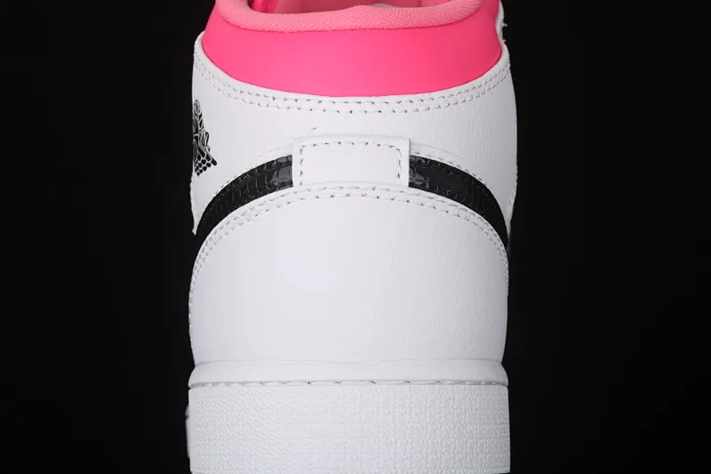 All categories Air Jordan Jordan series basketball shoes Air Jordan 1 Mid Air Jordan 1 Mid AJ1 black and white pink Joe 1 mandarin duck hook Valentine's Day 555112-106